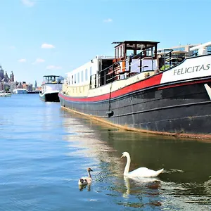 Botel Felicitas, Amsterdam