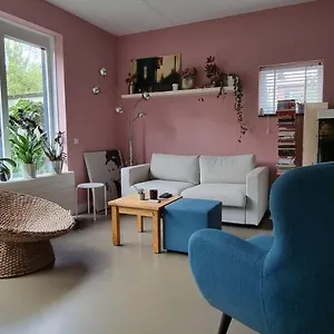 Lovely 1 Bedroom With Garden Amsterdam